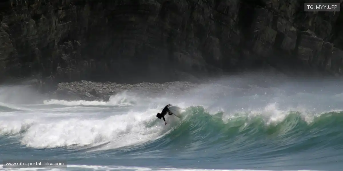 👕 限量联名战袍开售,把信仰穿在身上,做全场最靓的仔!✨